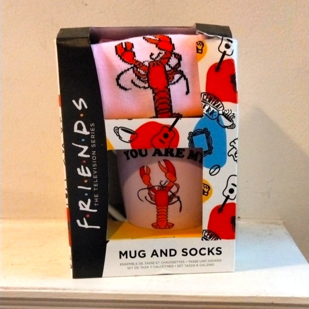 NIB FRIENDS you are my lobster socks and mug combo